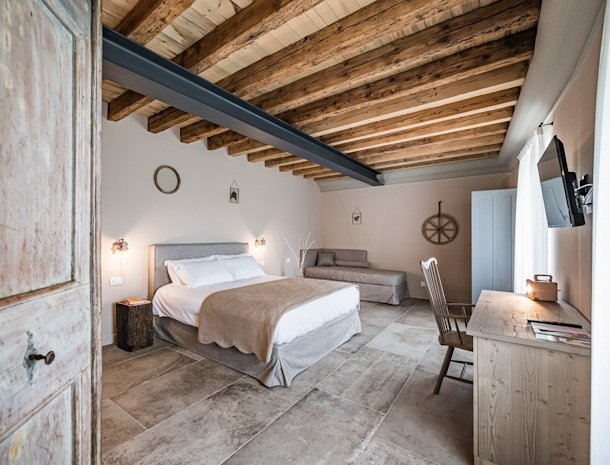 Borgo Gradis'ciutta Gorizia Friuli 3-persoonskamer ciliegio.jpg