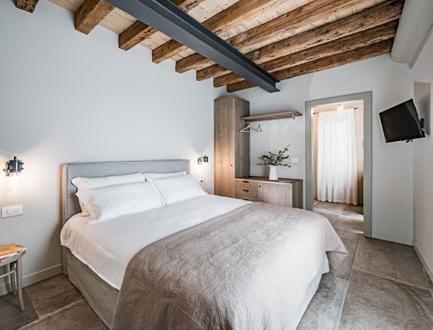 Borgo Gradis'ciutta Gorizia Friuli 2-persoonskamer robinia.jpg