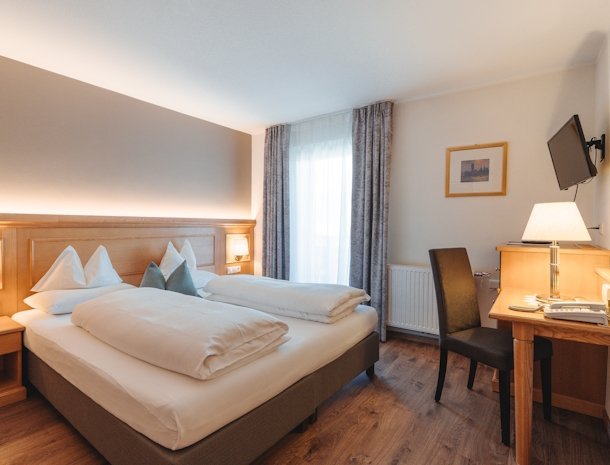 Hotel-Reischach-Kronplatz-2-persoonskamer-comfort.jpg