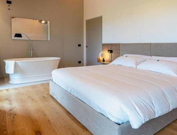 Locanda-Forchir-Camino-al-Tagliamento-Friuli-junior-suite.jpg