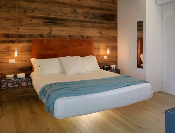 country-house-cruna-di-subida-cormons-friuli-superior-kmaer-nevio-bed.jpg
