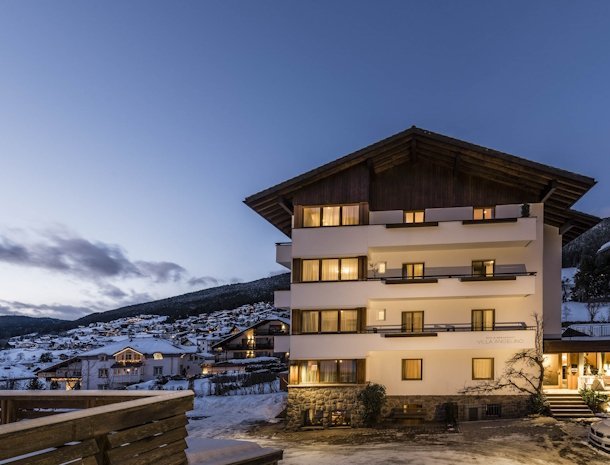 bed-and-breakfast-villa-angelino-ortisei-winter-trentino-italie.jpg