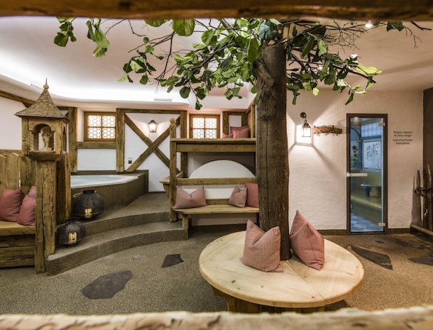 Hotel-Angelo-Engel-Ortisei-Trentino-wellness.jpg