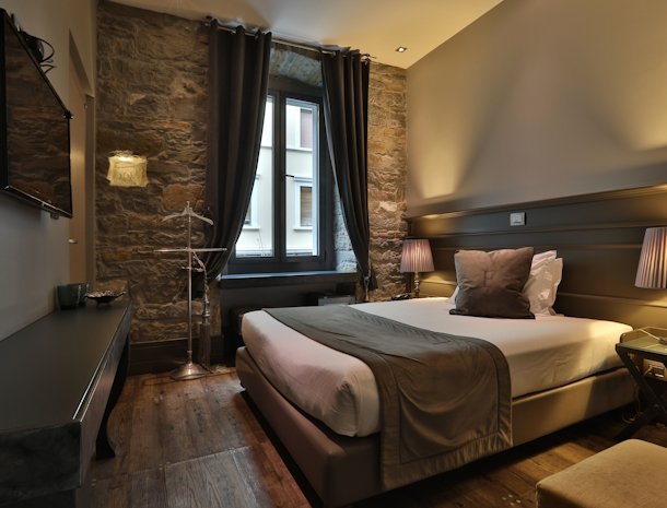 Forvm-Boutique-Hotel-Trieste-standaard-kamer.jpg