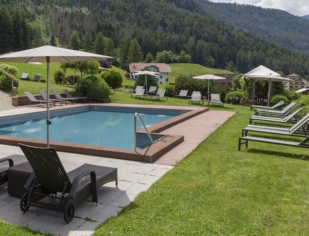 hotel-lindnerhof-zuid-tirol.jpg