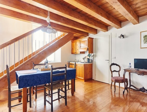 agriturismo-colutta-Manzano-Friuli-appartement-verduzzo-woonkamer.jpg