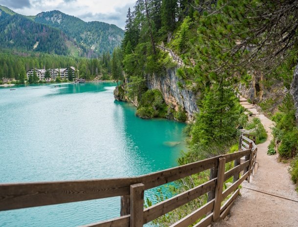 pragser wildsee pustertal.jpg